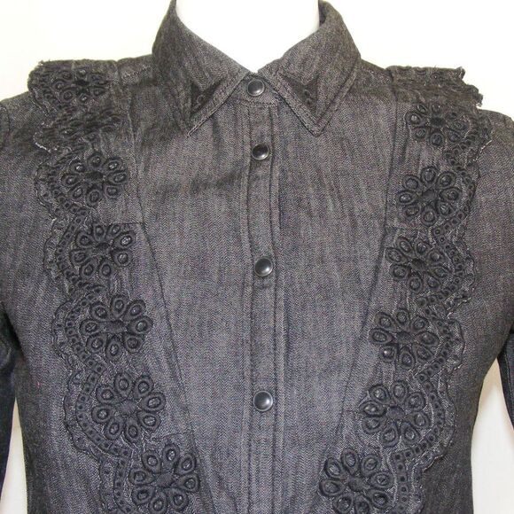 SCOTCH & SODA Blouse, XS, Black Denim, Eyelet Ruffle bib, Long sleeve, Snaps - Picture 2 of 16